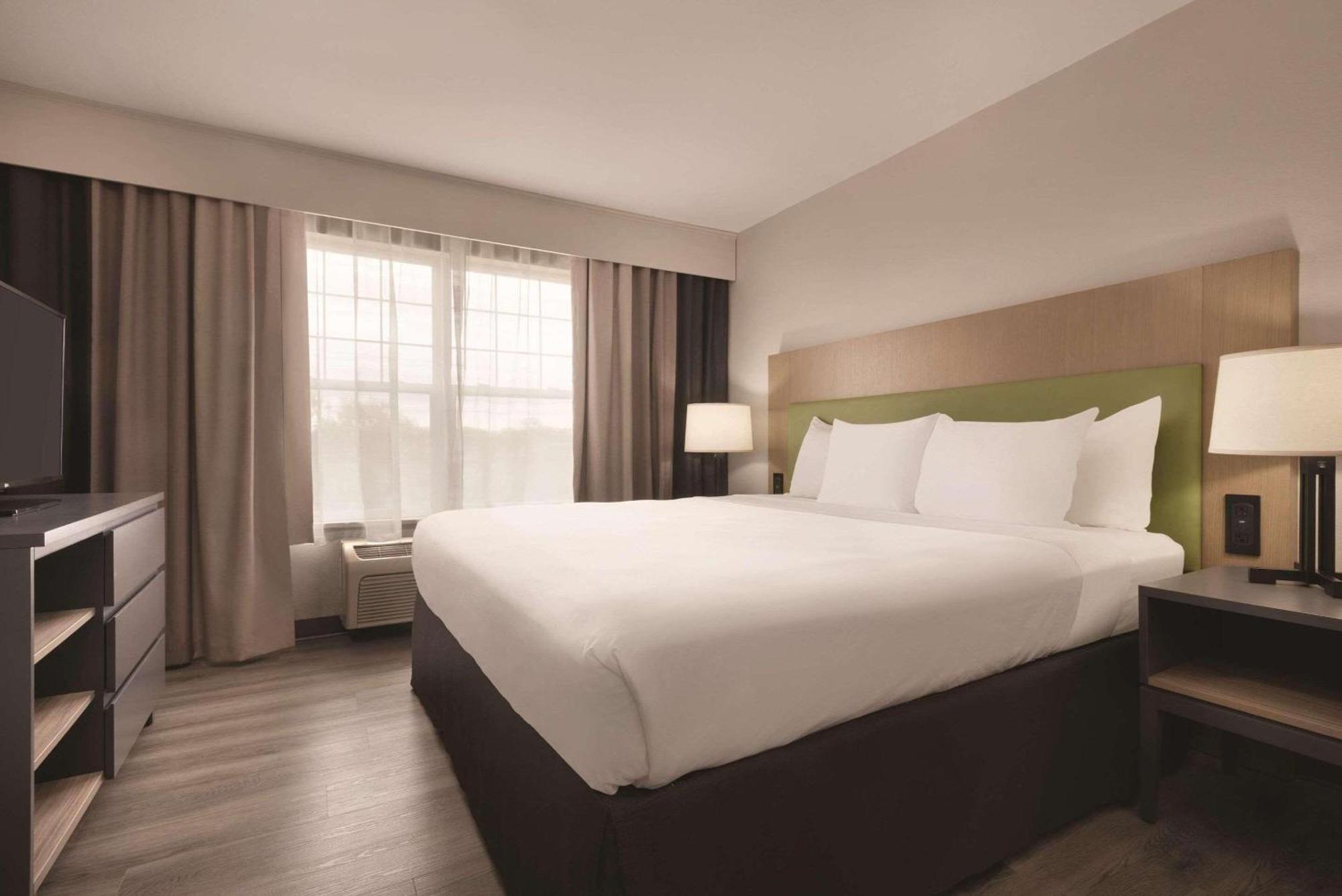 Country Inn & Suites By Radisson, Cedar Falls, Ia Exteriör bild