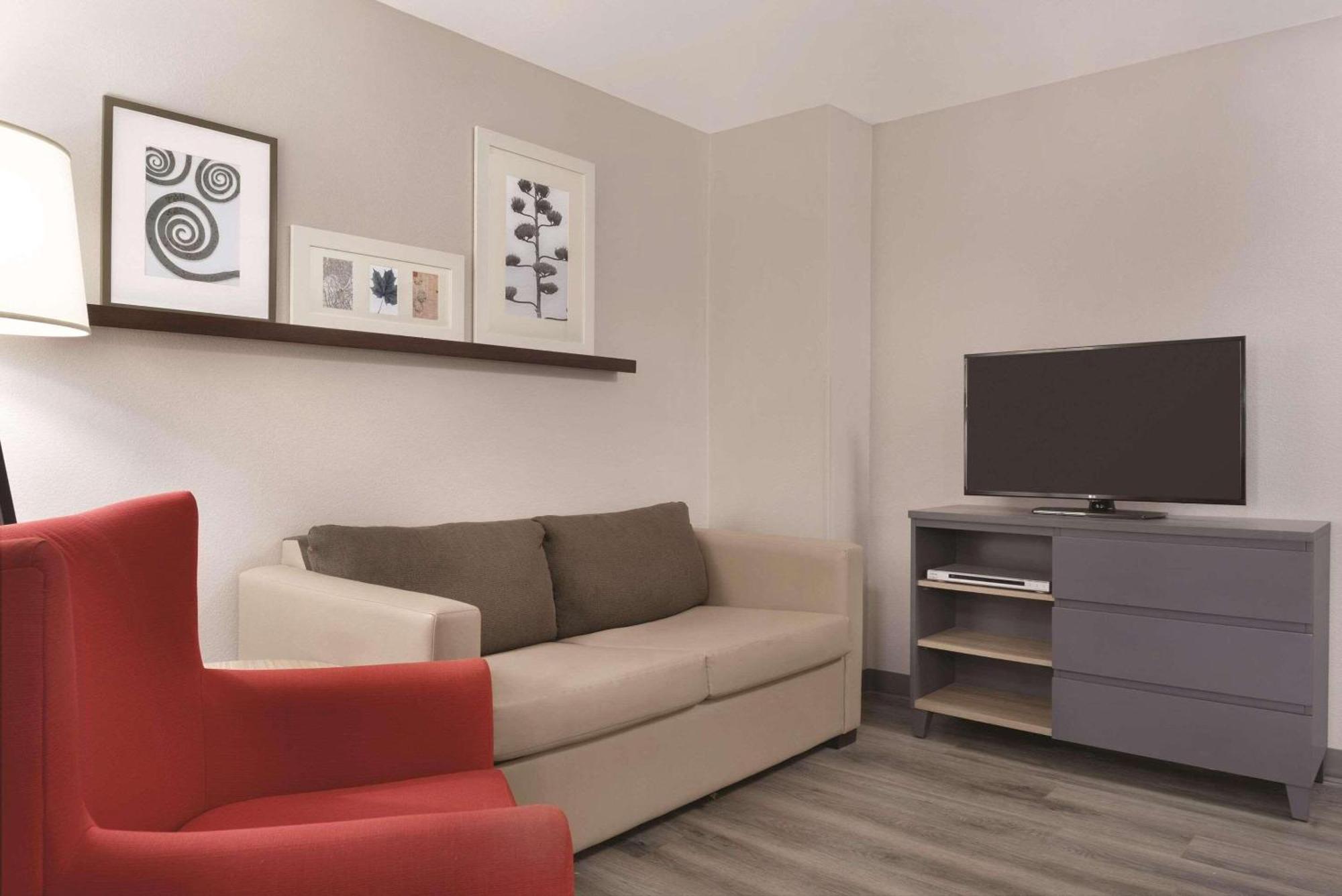 Country Inn & Suites By Radisson, Cedar Falls, Ia Exteriör bild