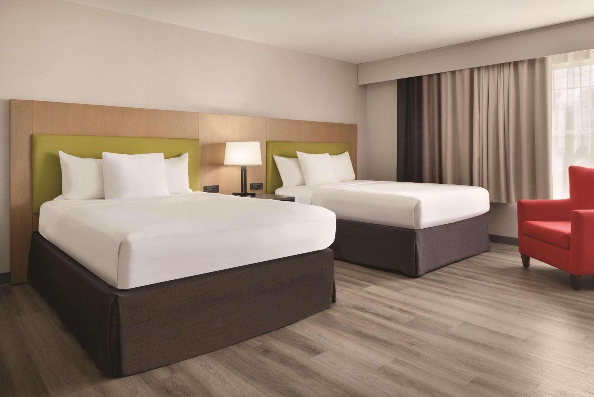 Country Inn & Suites By Radisson, Cedar Falls, Ia Exteriör bild