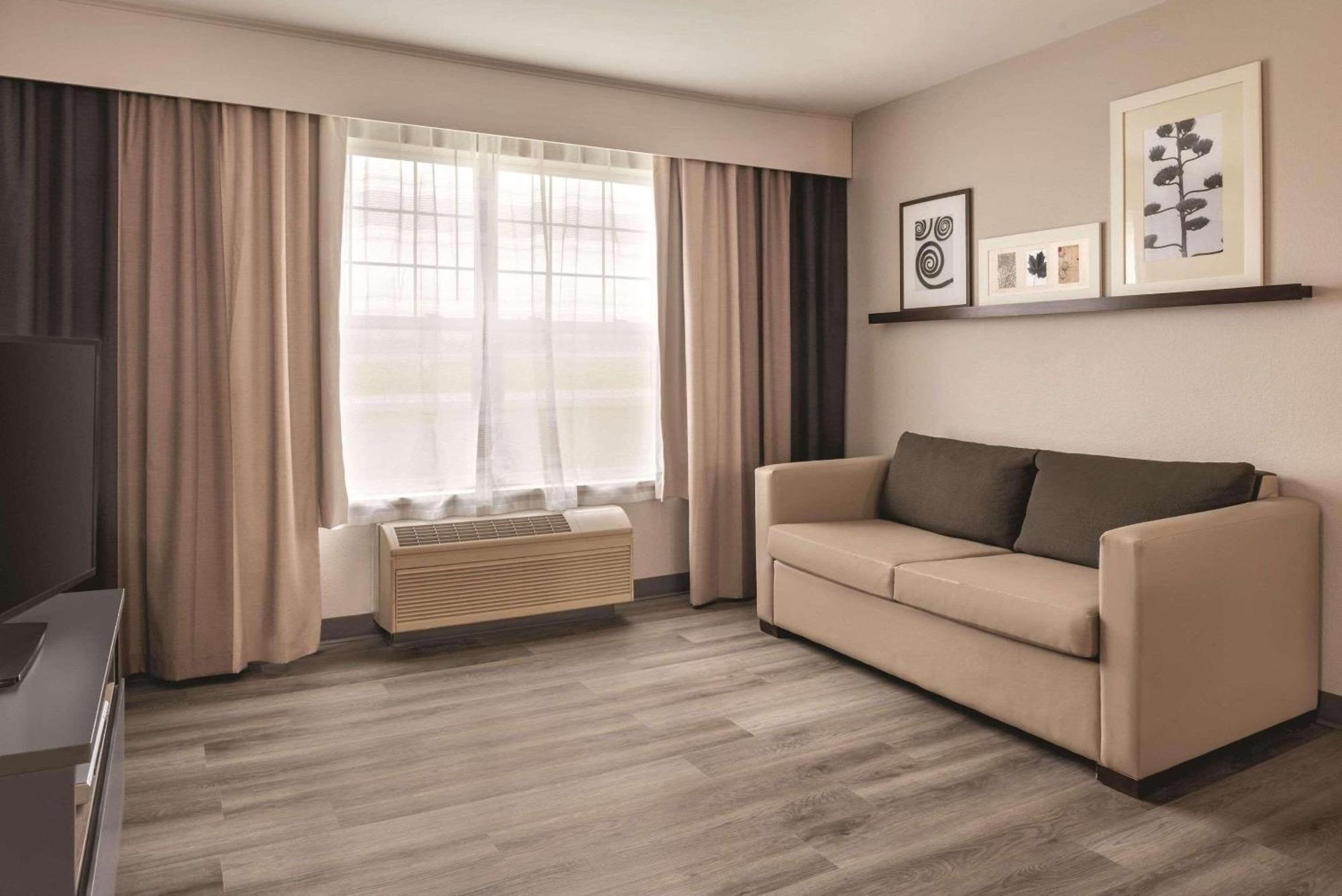 Country Inn & Suites By Radisson, Cedar Falls, Ia Exteriör bild