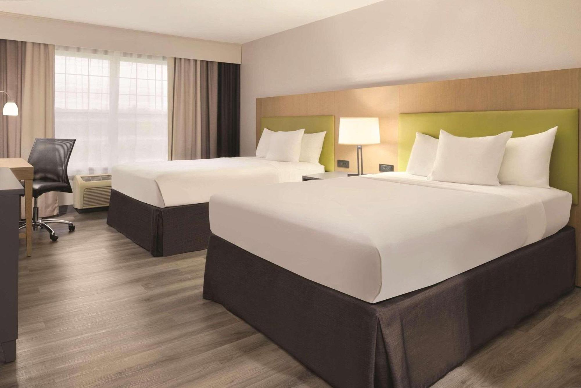 Country Inn & Suites By Radisson, Cedar Falls, Ia Exteriör bild