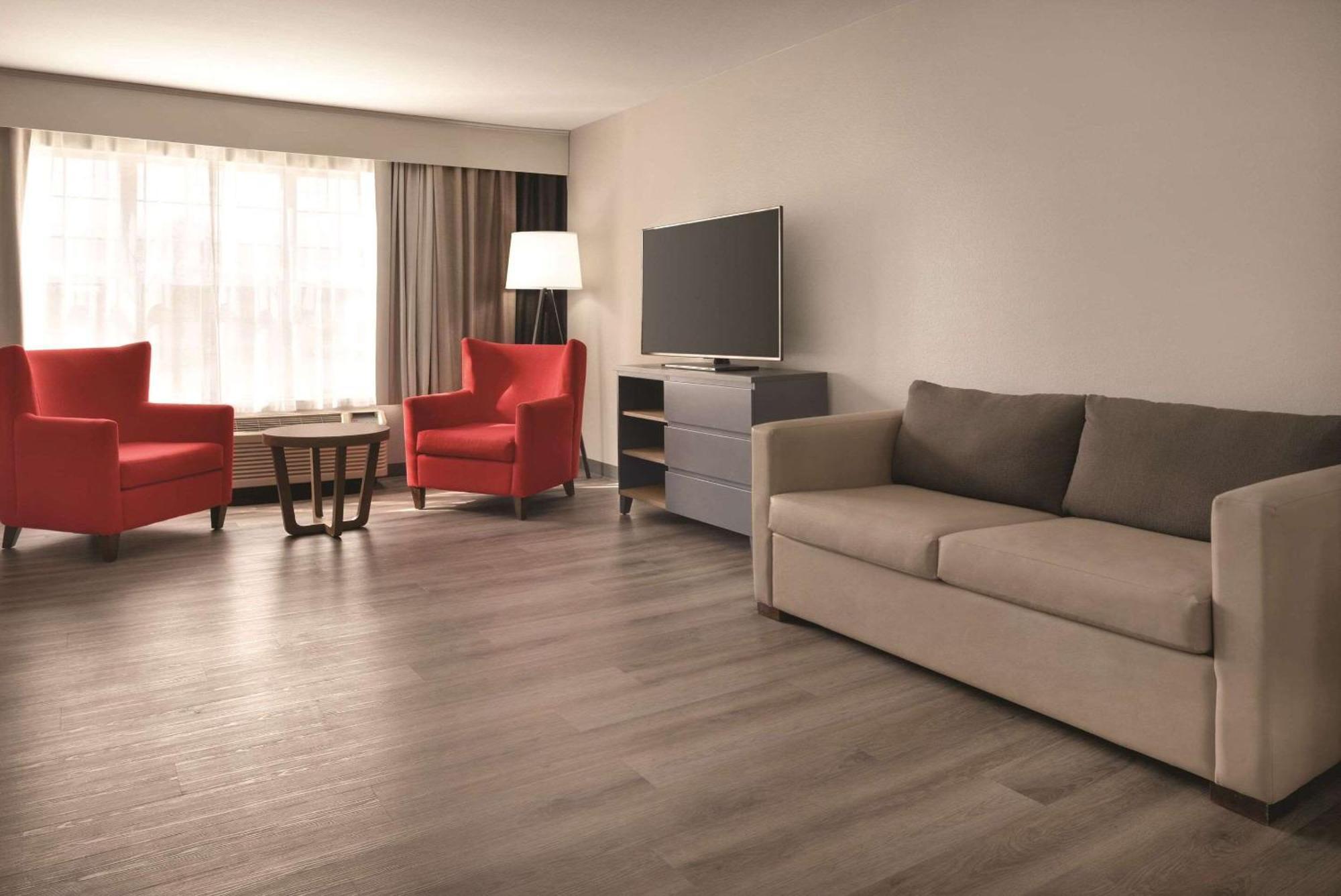 Country Inn & Suites By Radisson, Cedar Falls, Ia Exteriör bild
