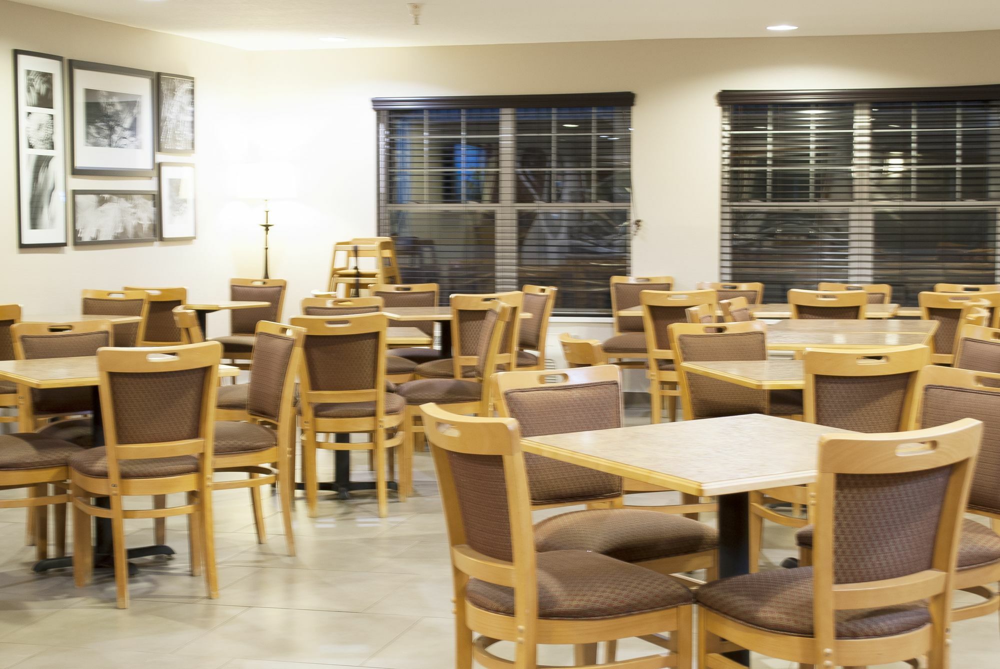 Country Inn & Suites By Radisson, Cedar Falls, Ia Exteriör bild